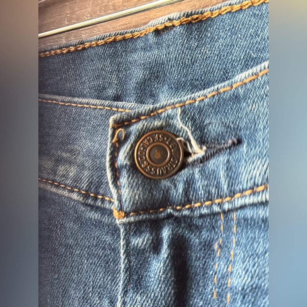 Levi's 505 Men's Light Blue Straight Jeans 40 x 32 - Picture 4 of 10